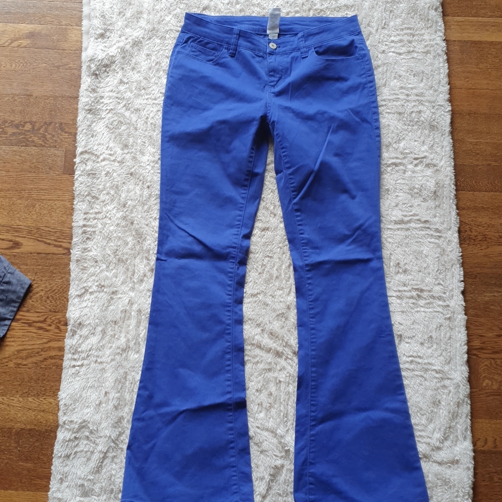 Like New Cobalt Blue London Jean